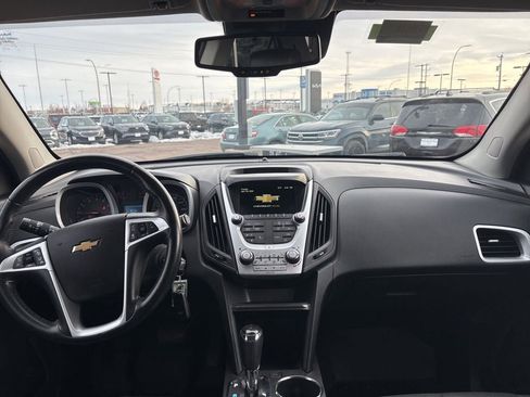 Used 2017 Chevrolet Equinox Premier w/ Enhanced Convenience Package image 12