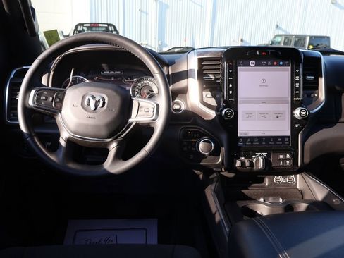 Used 2024 RAM 1500 Big Horn AWD/4WD image 18