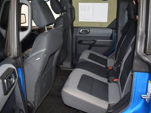 Used 2023 Ford Bronco Big Bend image 20