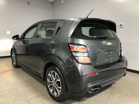Used 2017 Chevrolet Sonic LT FWD image 5