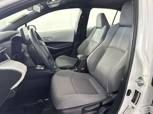 Used 2024 Toyota Corolla SE FWD image 11