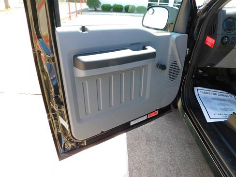 Used 2016 Ford F250 XL RWD image 6