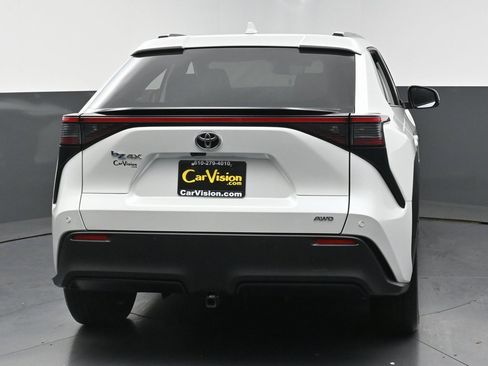 Used 2023 Toyota bZ4X XLE image 4