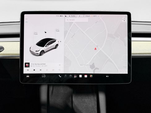Used 2022 Tesla Model 3 Long Range AWD/4WD image 8