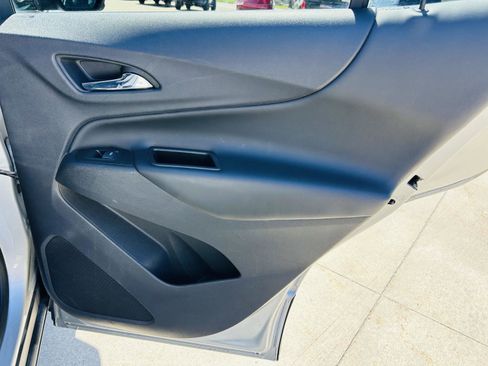 Used 2020 Chevrolet Equinox LT image 25