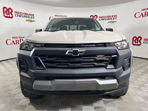 New 2026 Chevrolet Colorado Trail Boss AWD/4WD image 2