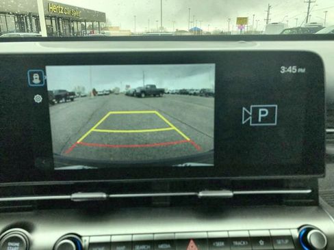 Used 2025 Hyundai Kona SEL image 17