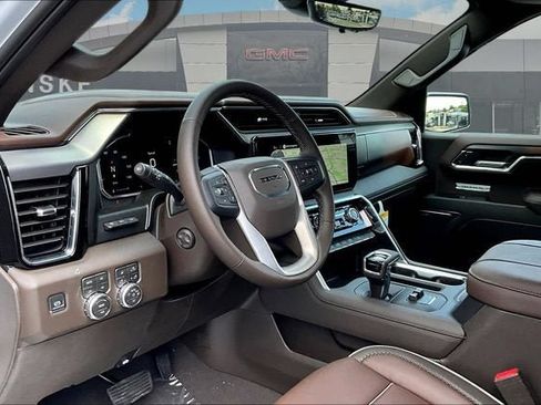 New 2026 GMC Sierra 1500 Denali w/ Technology Package AWD/4WD image 7