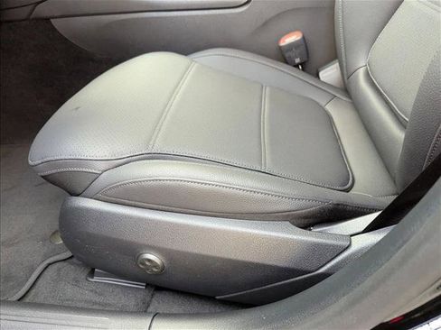 New 2026 Mercedes-Benz C 300 Sedan image 4