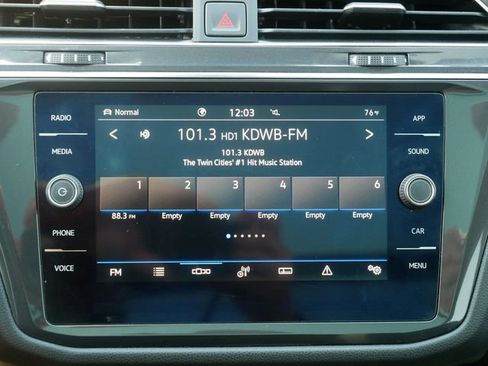 Certified 2022 Volkswagen Tiguan SE AWD/4WD image 28