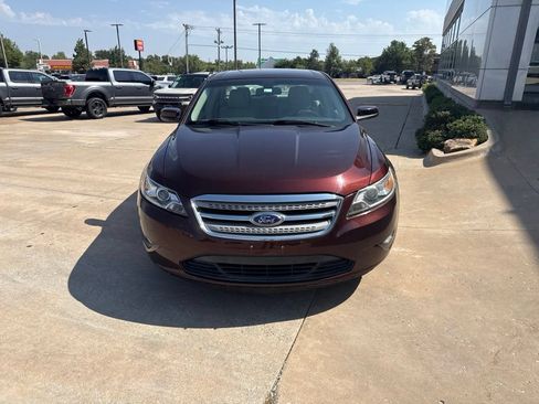 Used 2012 Ford Taurus SEL FWD image 2