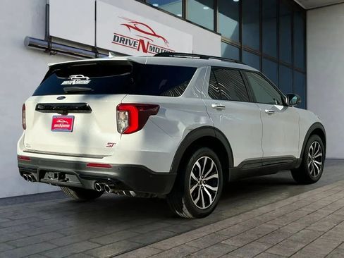 Used 2020 Ford Explorer ST w/ Premium Technology Package image 3