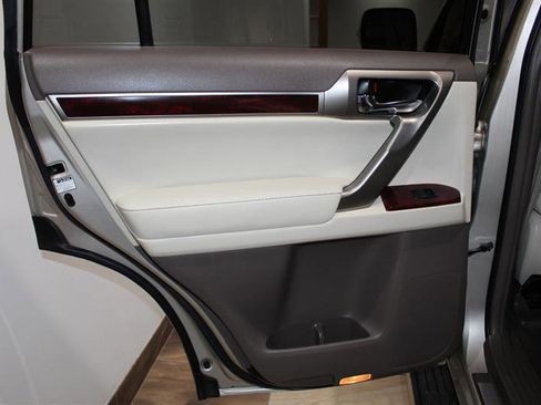Used 2012 Lexus GX 460 w/ Comfort Plus Pkg AWD/4WD image 39