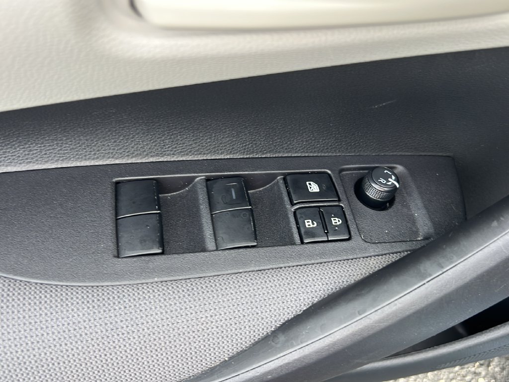 Certified 2024 Toyota Corolla LE FWD image 10