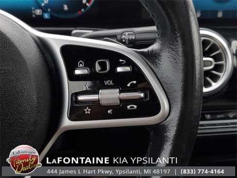 Used 2021 Mercedes-Benz GLB 250 4MATIC w/ Premium Package image 19