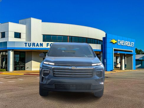 New 2026 Chevrolet Traverse LT w/ Sun and Wheel Package image 10