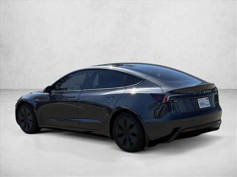 Used 2025 Tesla Model 3 Long Range AWD/4WD image 7