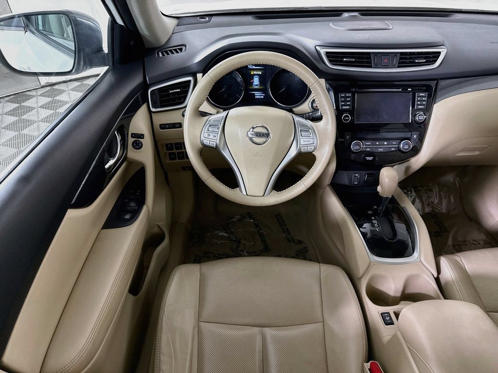 Used 2015 Nissan Rogue SL w/ SL Premium Package FWD image 3