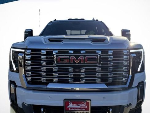 New 2025 GMC Sierra 2500 Denali w/ Denali Reserve Package image 1
