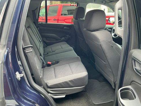 Used 2018 GMC Yukon SLE w/ SLE Value Package AWD/4WD image 18