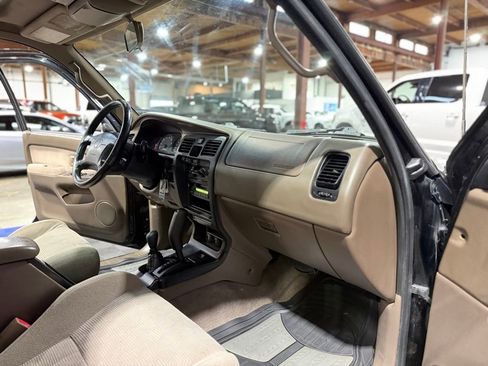 Used 1999 Toyota 4Runner SR5 image 15