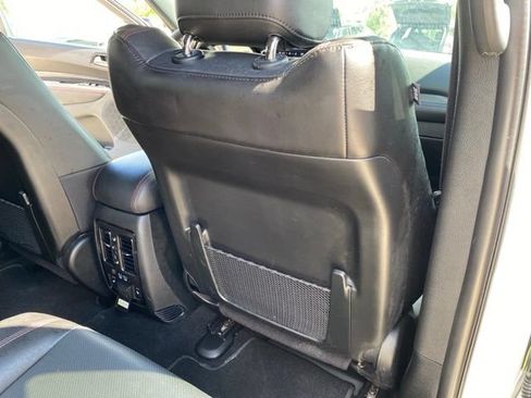 Used 2025 Dodge Durango R/T w/ Blacktop Package AWD/4WD image 39