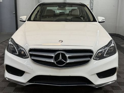 Used 2014 Mercedes-Benz E 350 4MATIC Sedan image 3