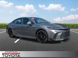 Used 2025 Toyota Camry SE FWD video 1