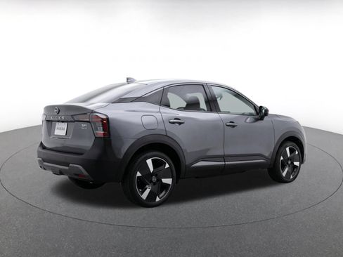 Used 2026 Nissan Kicks SR AWD/4WD image 9