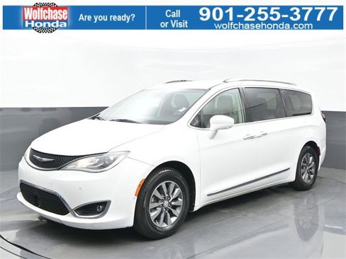 Used 2019 Chrysler Pacifica Touring-L Plus w/ Advanced Safetytec Group image 1