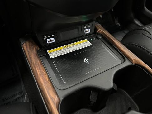 Used 2020 Honda CR-V Touring image 22