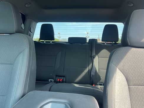 Used 2022 Chevrolet Silverado 1500 LT AWD/4WD image 21