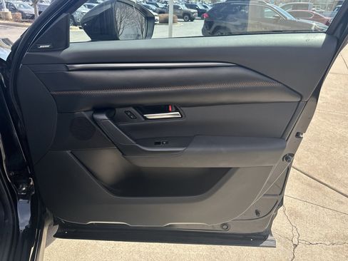 Used 2025 MAZDA CX-50 AWD 2.5 S w/ Premium Plus Pkg image 28