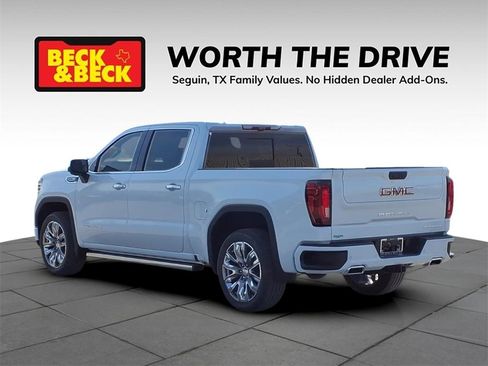 New 2026 GMC Sierra 1500 Denali w/ Denali Reserve Package image 7