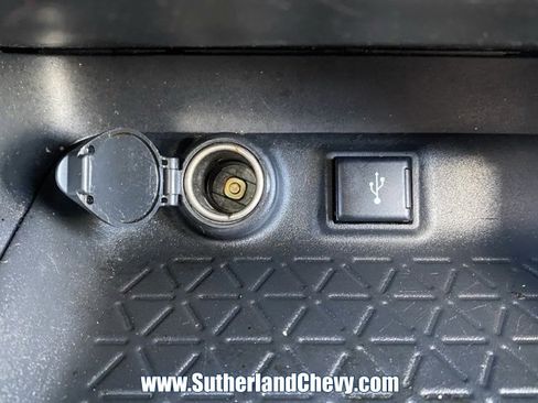 Used 2022 Toyota RAV4 SE image 34