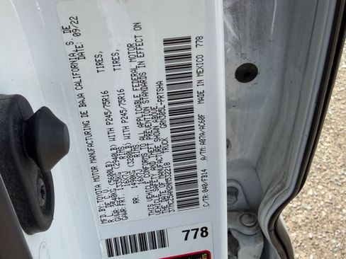 Used 2022 Toyota Tacoma SR AWD/4WD image 27