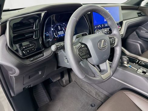 Certified 2025 Lexus TX 350 AWD w/ Technology Package image 9