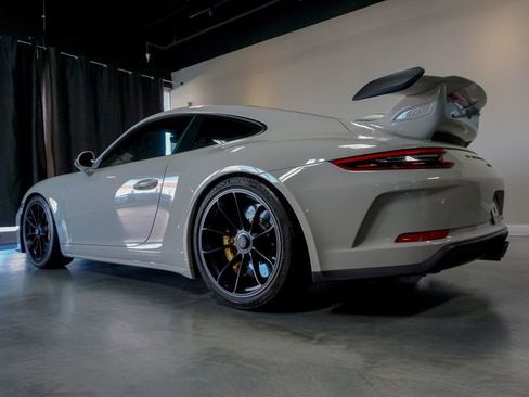 Used 2018 Porsche 911 GT3 image 47