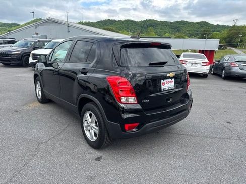 Used 2019 Chevrolet Trax LS w/ Tint and Cruise Package FWD image 6