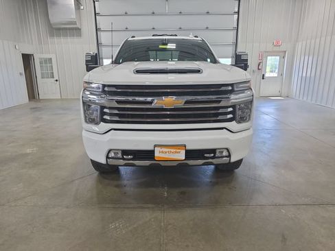 Used 2023 Chevrolet Silverado 2500 High Country w/ Z71 Off-Road Package AWD/4WD image 3