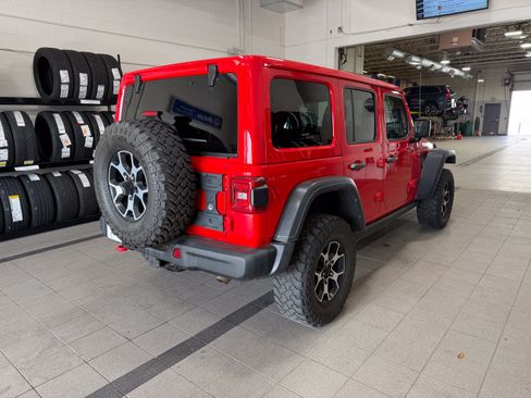 Used 2022 Jeep Wrangler Unlimited Rubicon w/ Steel Bumper Group AWD/4WD image 9