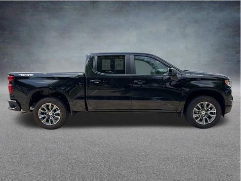 Used 2025 Chevrolet Silverado 1500 RST AWD/4WD image 10