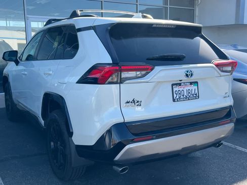 Certified 2022 Toyota RAV4 SE w/ Convenience Package AWD/4WD image 6