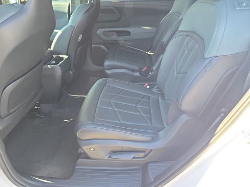 New 2027 Kia Telluride SX X-Line AWD/4WD image 17