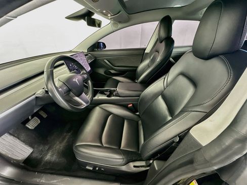 Used 2019 Tesla Model 3 Standard Range Plus RWD image 13