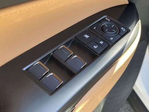 Used 2026 Lexus NX 350 AWD w/ Accessory Package (2T) image 16