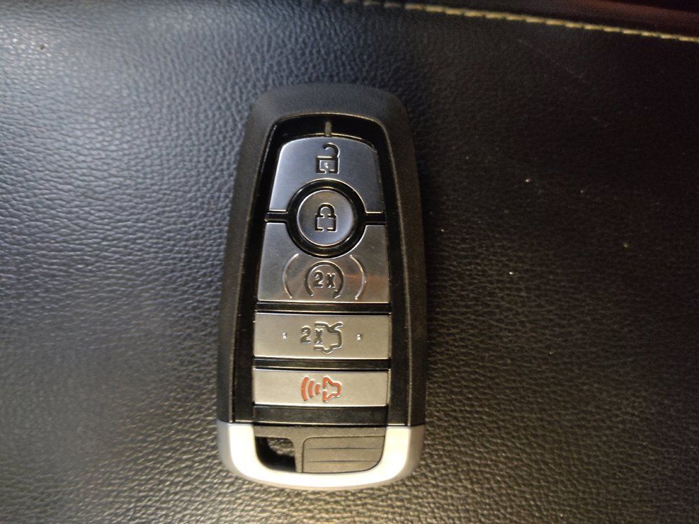 Used 2020 Ford Fusion Titanium AWD/4WD image 32