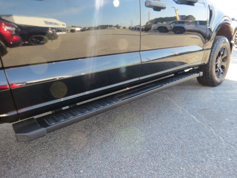 Used 2024 Ford F150 STX w/ Equipment Group 201A FX4 AWD/4WD image 11