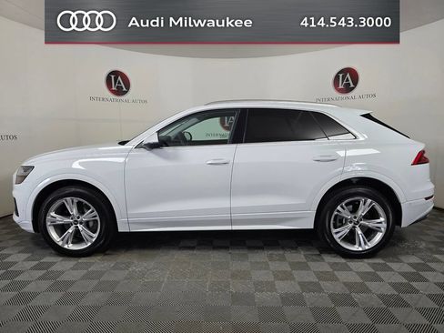 Used 2023 Audi Q8 Premium w/ Convenience Package AWD/4WD image 6
