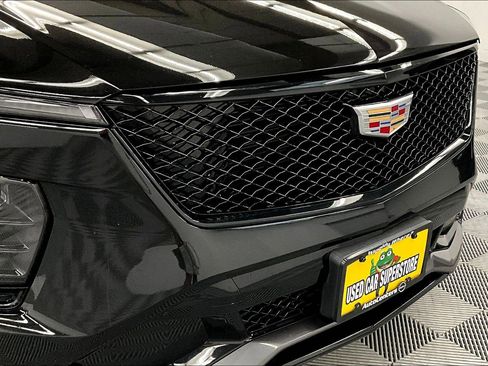 Used 2024 Cadillac XT4 Sport AWD/4WD image 33
